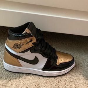 Jordan 1 Retro High NRG - patent Gold Toe